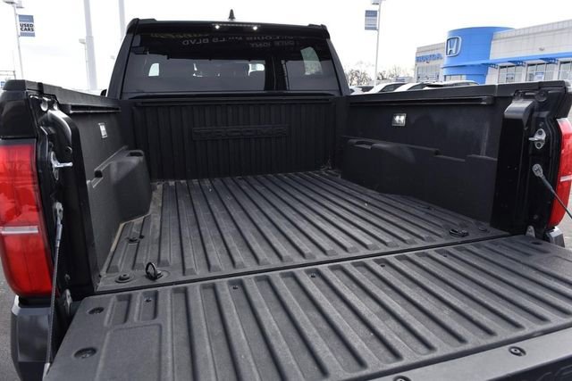 Used 2024 Toyota Tacoma TRD Off-Road image 7