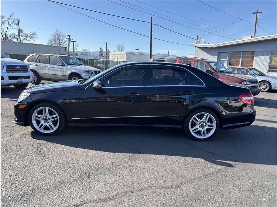 Used 2013 Mercedes-Benz E 350 Sedan image 2