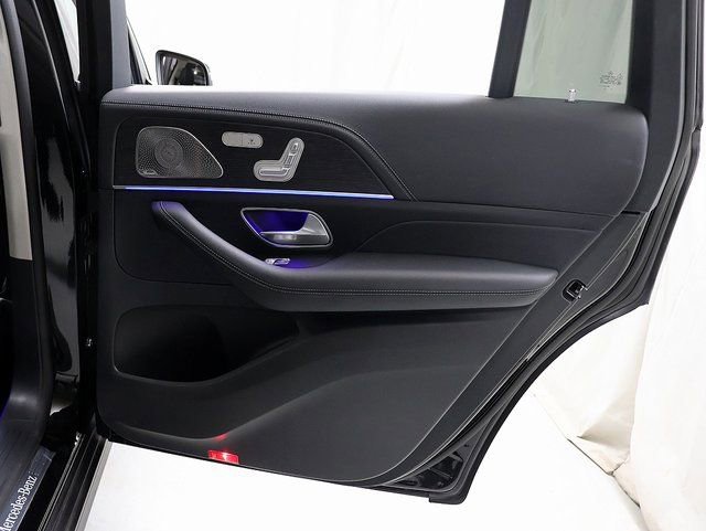 Certified 2026 Mercedes-Benz GLS 450 4MATIC image 35