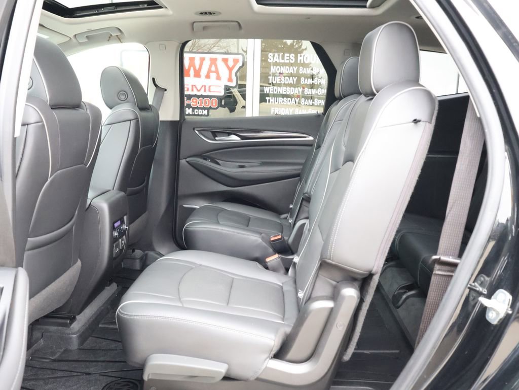 Used 2021 Buick Enclave Avenir w/ Avenir Technology Package image 27