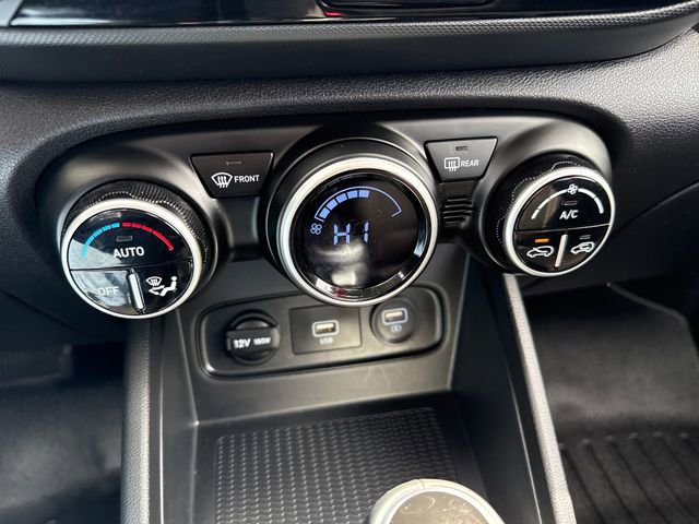 Used 2020 Hyundai Venue SEL w/ Convenience + Premium Package FWD image 34