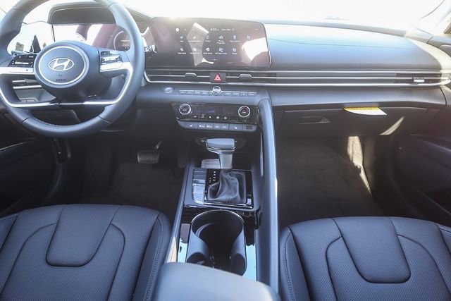 New 2026 Hyundai Elantra Limited FWD image 13