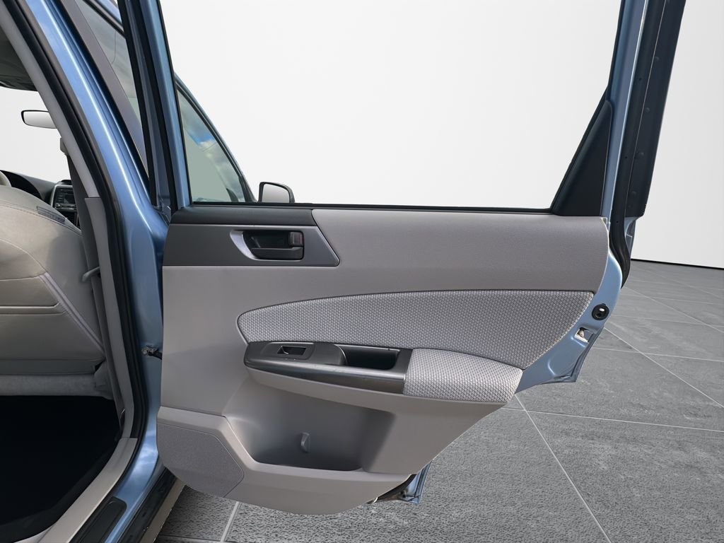 Used 2012 Subaru Forester 2.5X image 37