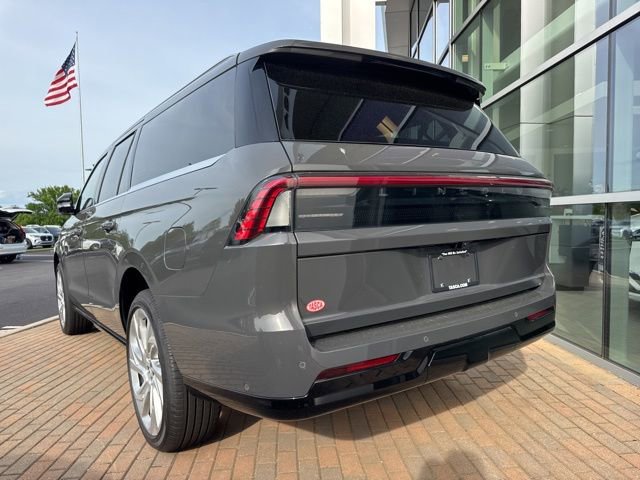 New 2025 Lincoln Navigator L Black Label image 5