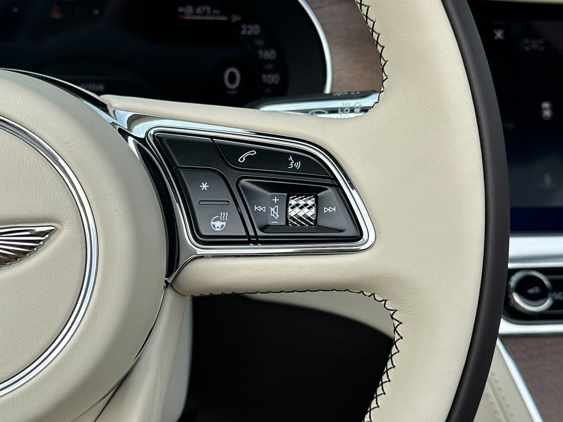 New 2026 Bentley Continental GTC AWD/4WD image 28