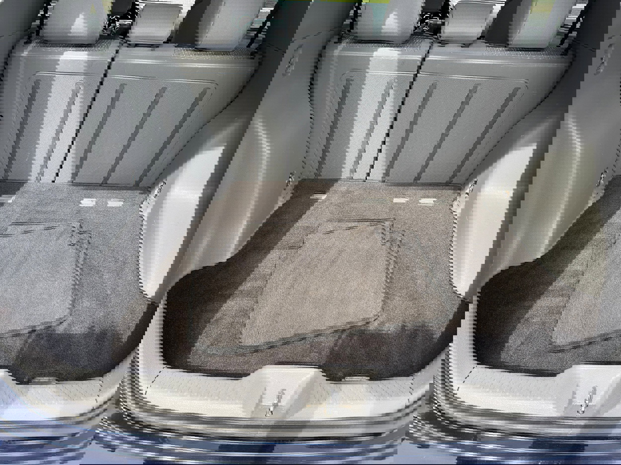 Used 2009 Toyota Matrix XRS image 24