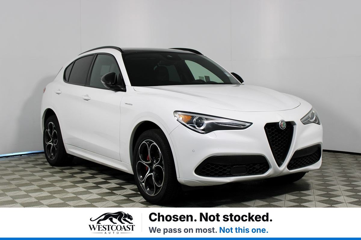 Used 2023 Alfa Romeo Stelvio Veloce