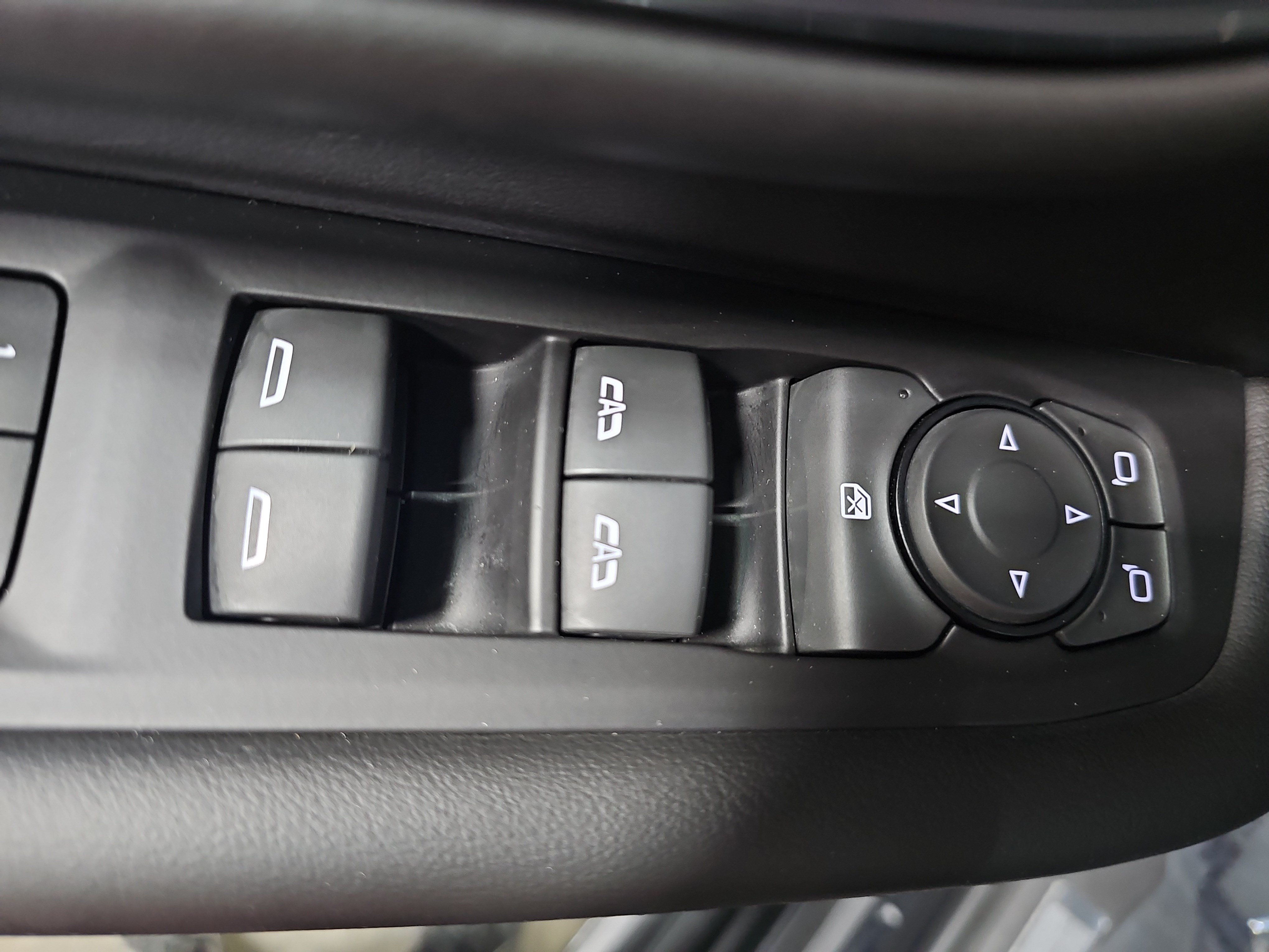 Used 2023 Chevrolet Suburban LT AWD/4WD image 30