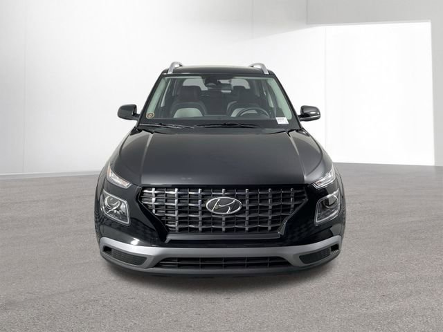 Certified 2025 Hyundai Venue SEL image 16