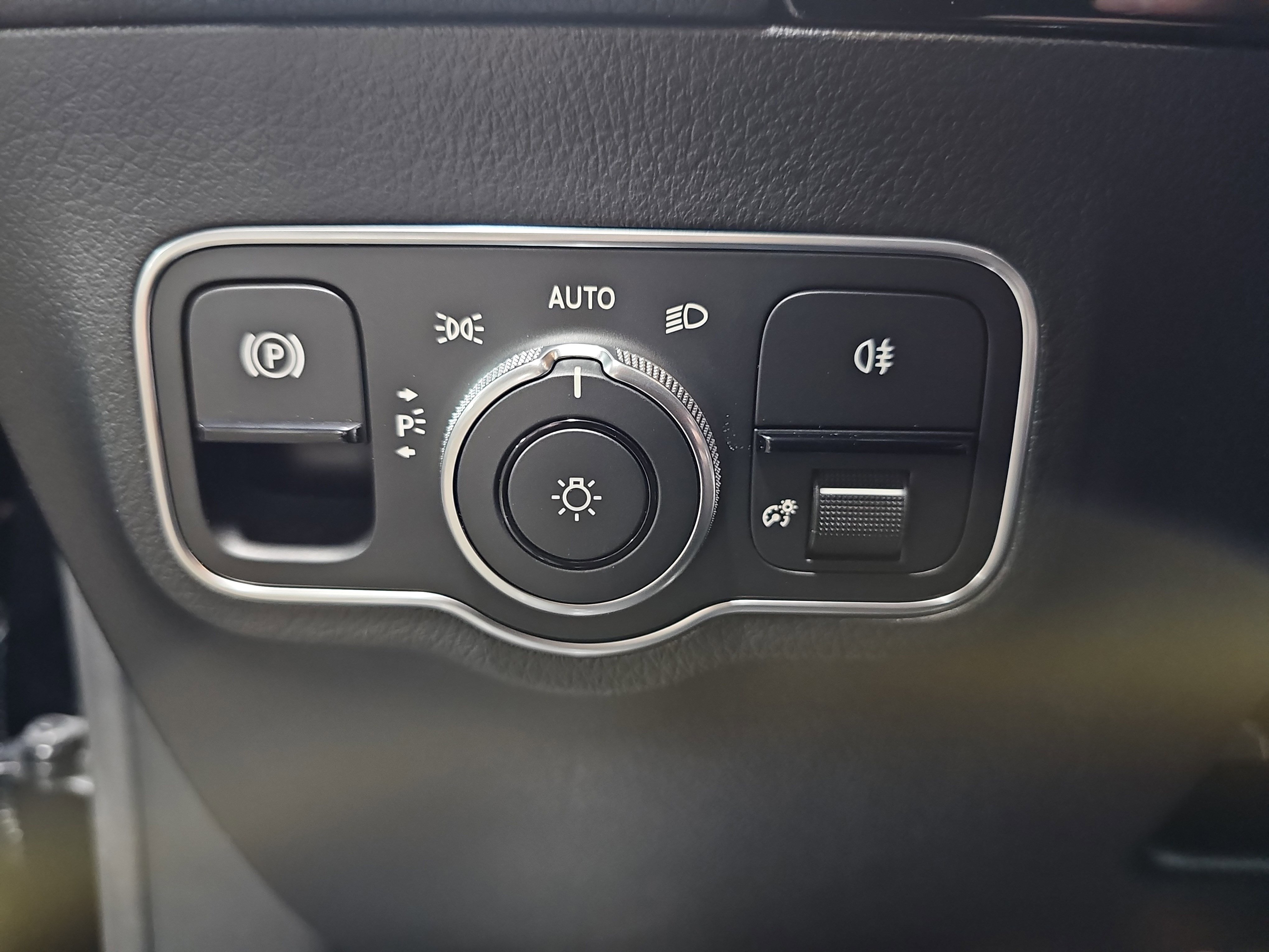 New 2026 Mercedes-Benz GLA 35 AMG 4MATIC image 27