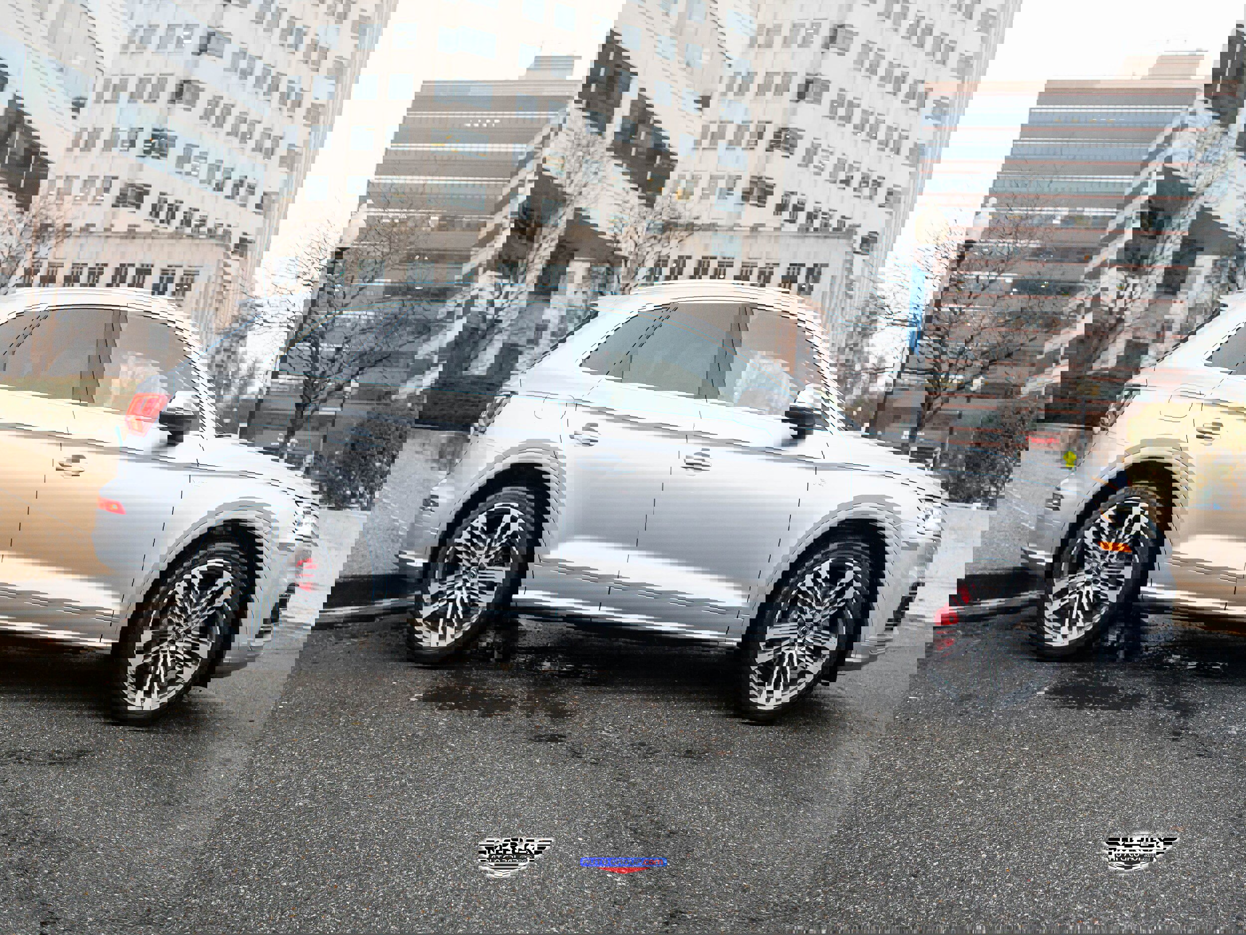 Used 2018 Audi SQ5 Prestige w/ Prestige Package image 8