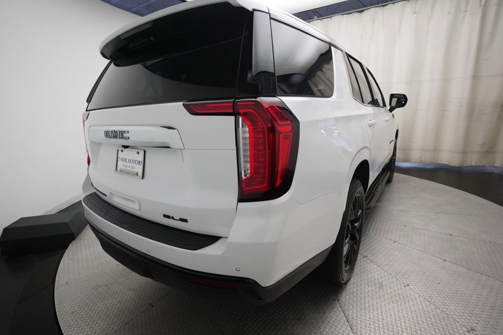 Used 2024 GMC Yukon SLE w/ Gmc Pro Safety Plus Package AWD/4WD image 13