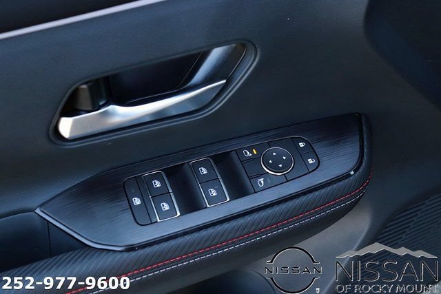 New 2025 Nissan Kicks SR AWD/4WD image 9