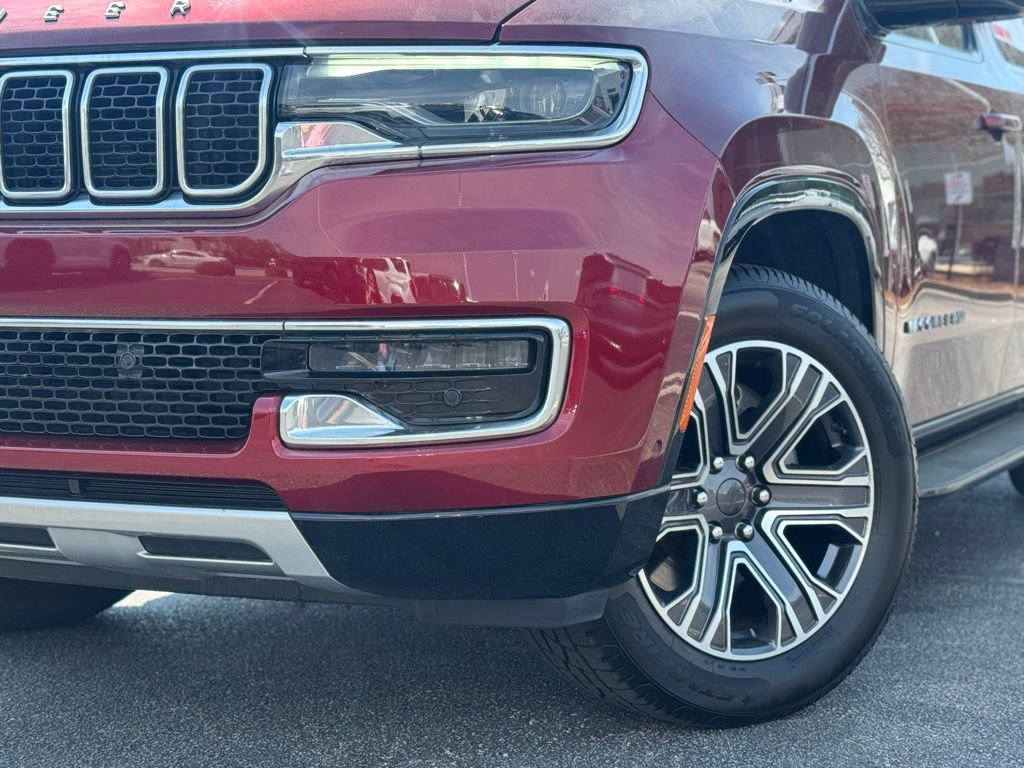 Used 2024 Jeep Wagoneer Series II w/ Flexible Seating Group image 5