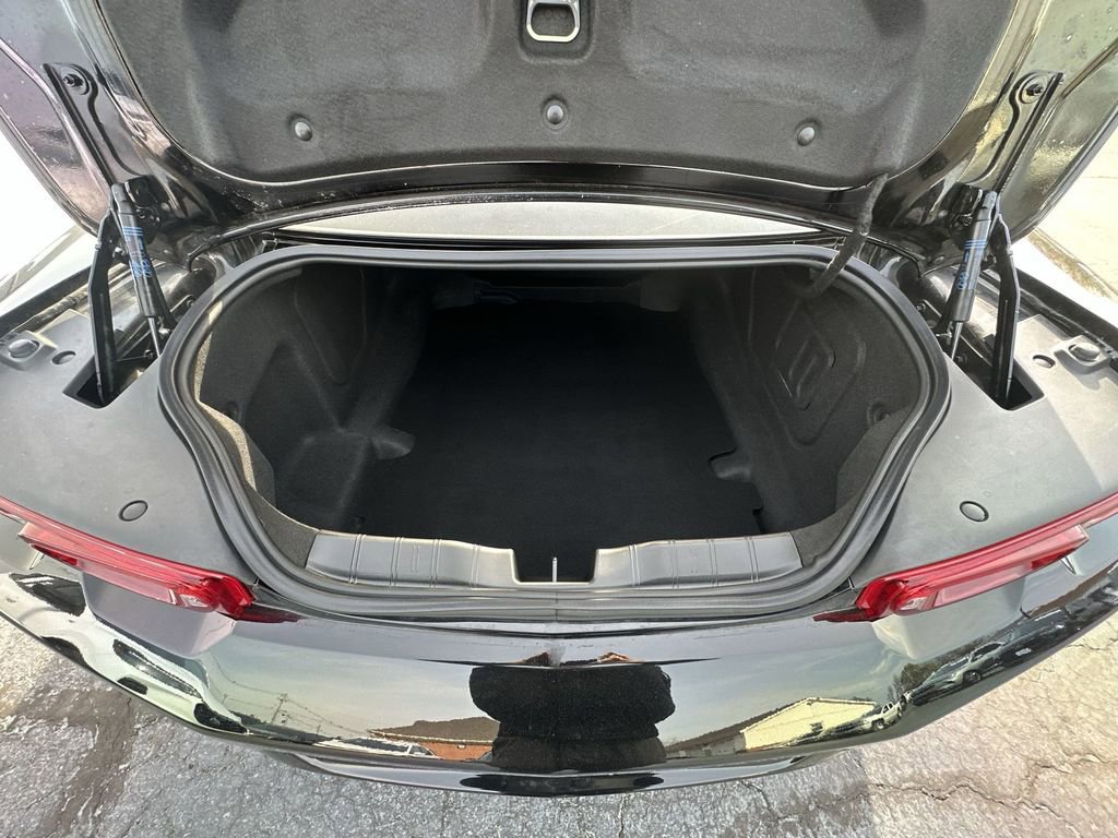 Used 2024 Chevrolet Camaro LT w/ Technology Package RWD image 22