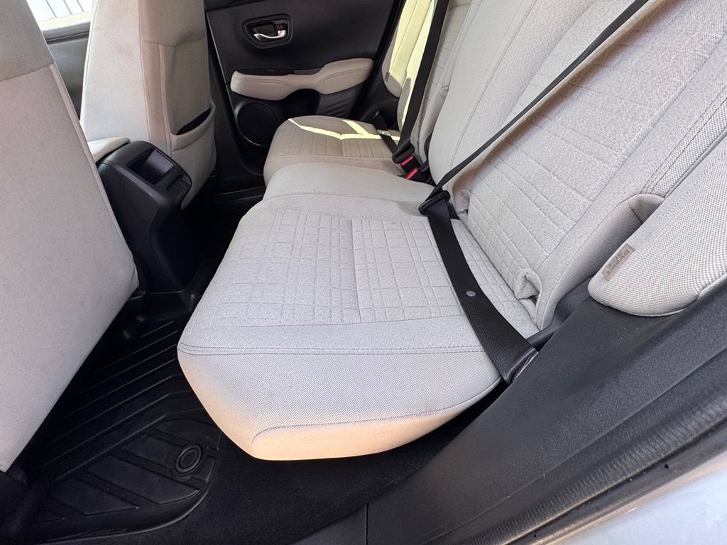 Used 2023 Honda HR-V LX image 20