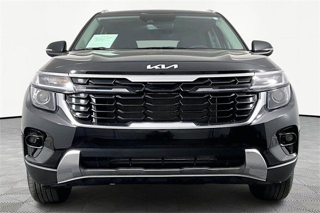 Certified 2026 Kia Seltos EX w/ EX Sunroof Package image 2