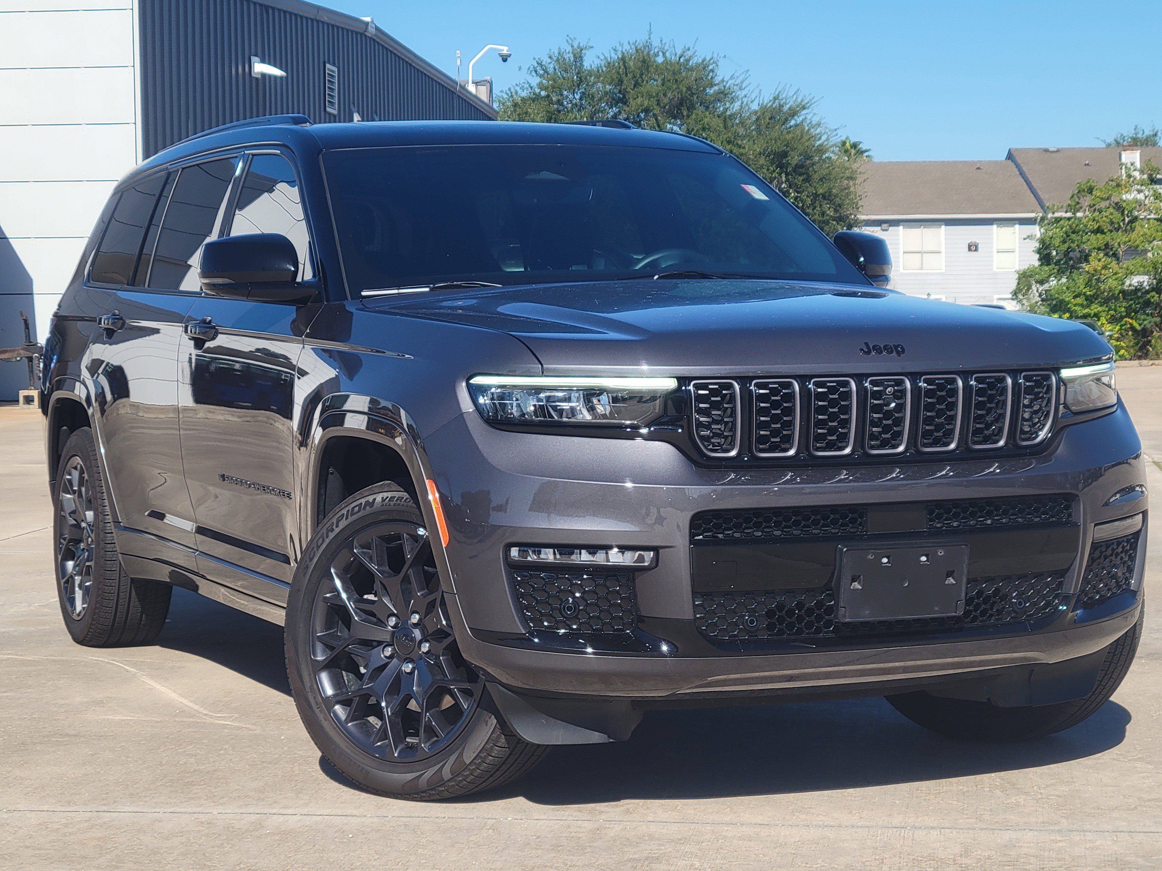 Used 2024 Jeep Grand Cherokee L Summit w/ High Altitude Package video 2
