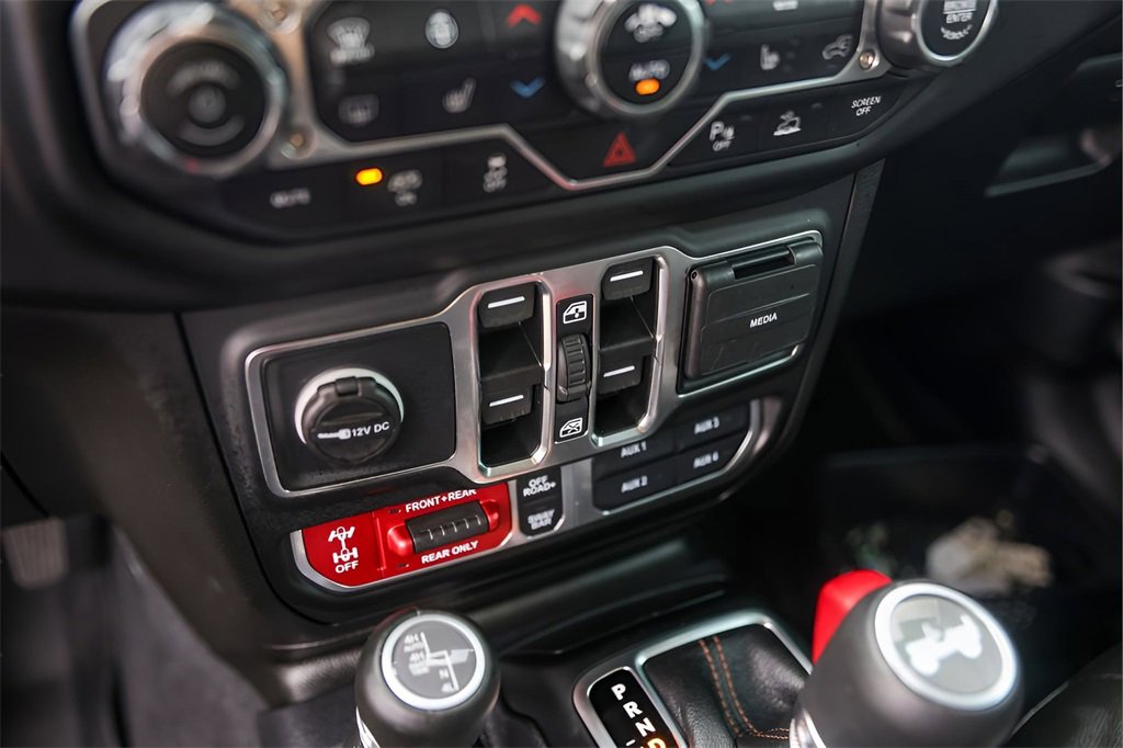 Used 2021 Jeep Wrangler Unlimited Rubicon w/ Xtreme Recon 35" Tire Package image 20