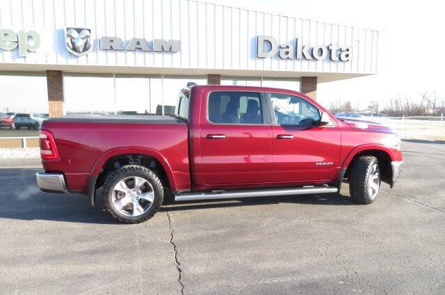 Used 2022 RAM 1500 Laramie AWD/4WD image 2