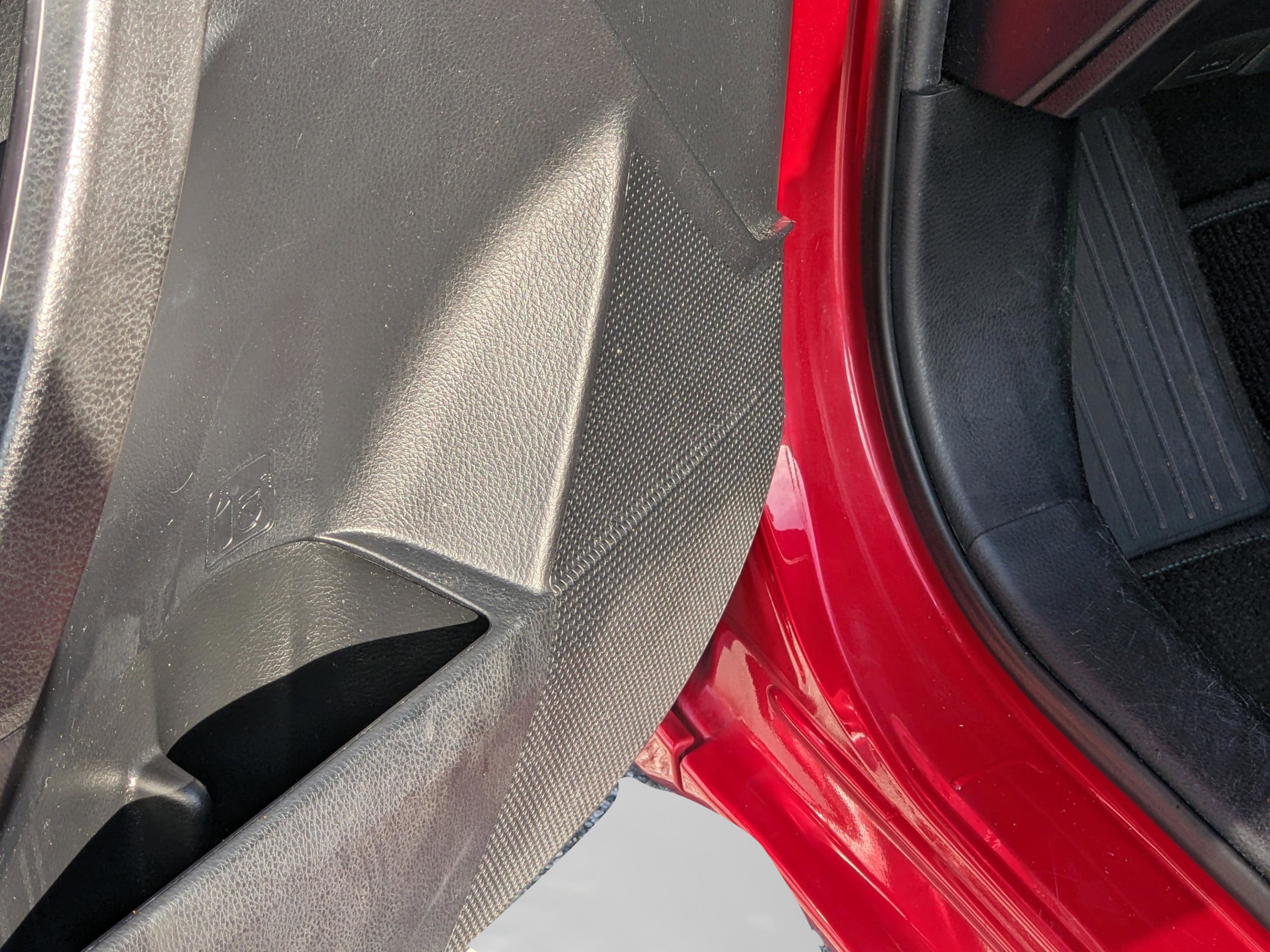 Used 2016 Toyota Corolla LE image 25