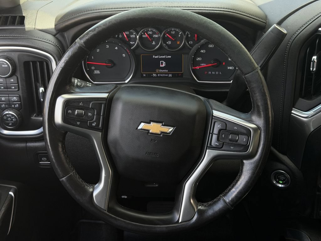 Used 2022 Chevrolet Silverado 2500 LTZ w/ LTZ Convenience Package AWD/4WD image 16