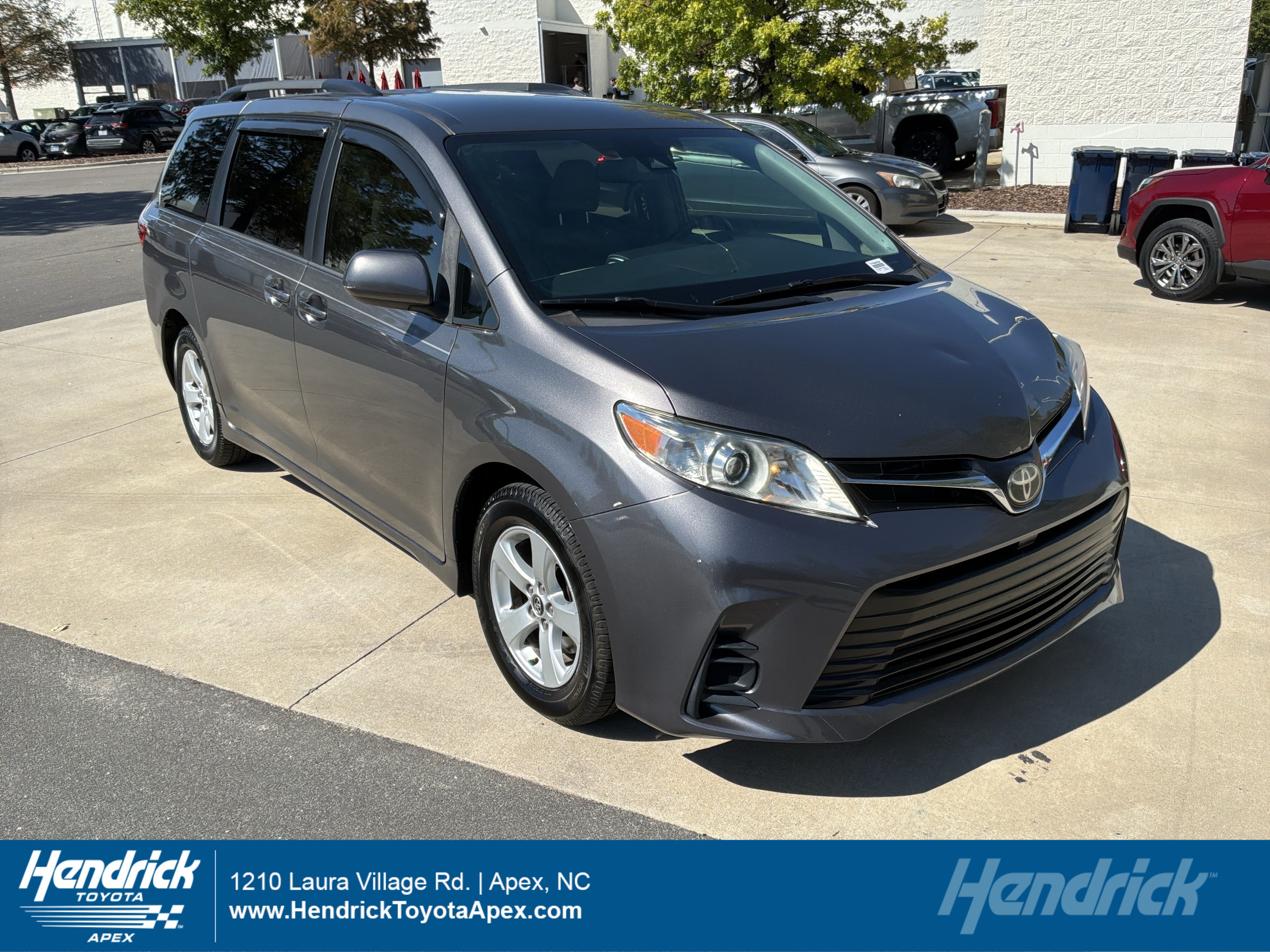 Used 2019 Toyota Sienna LE