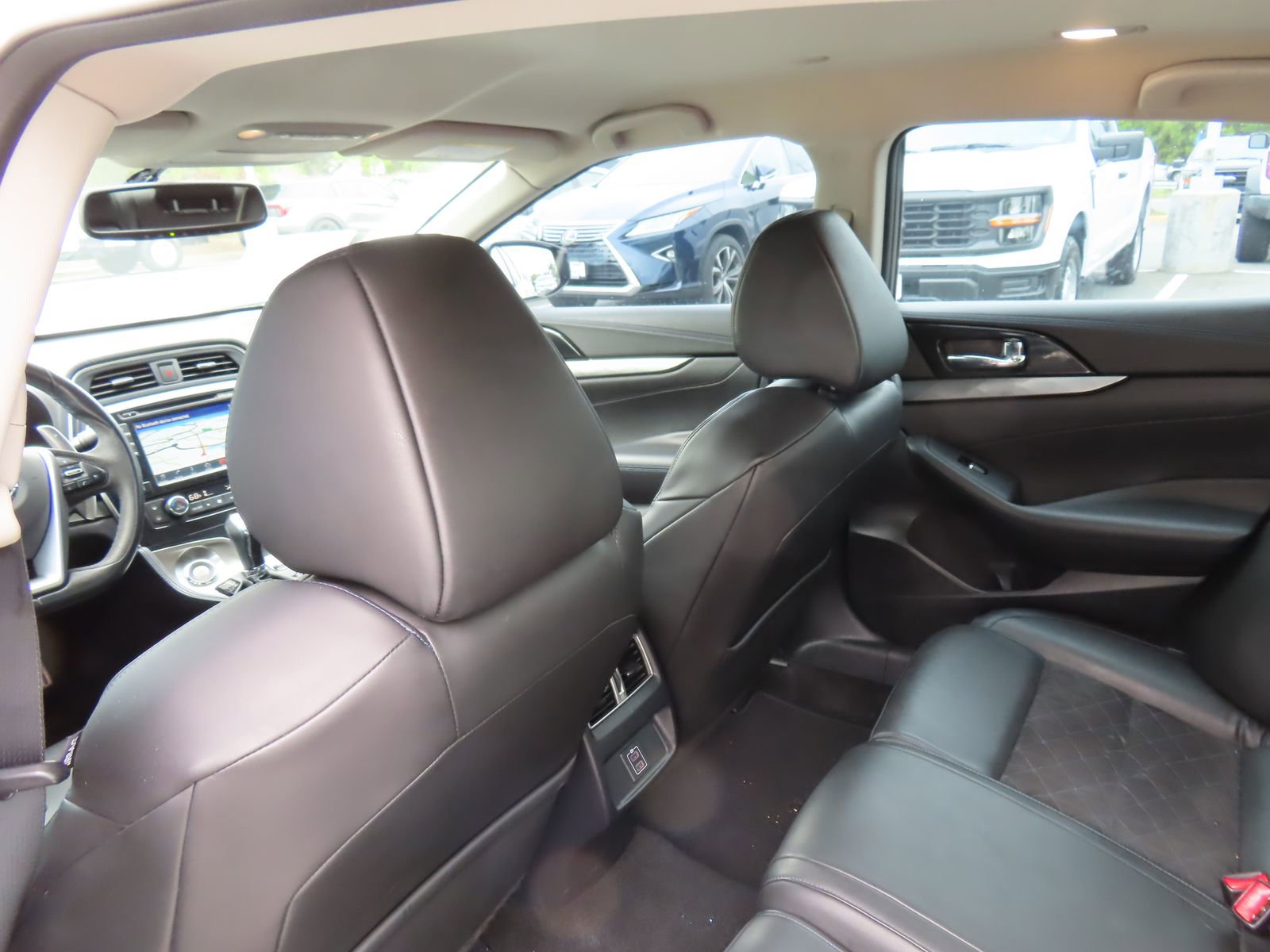 Used 2018 Nissan Maxima SR w/ Midnight Edition FWD image 29