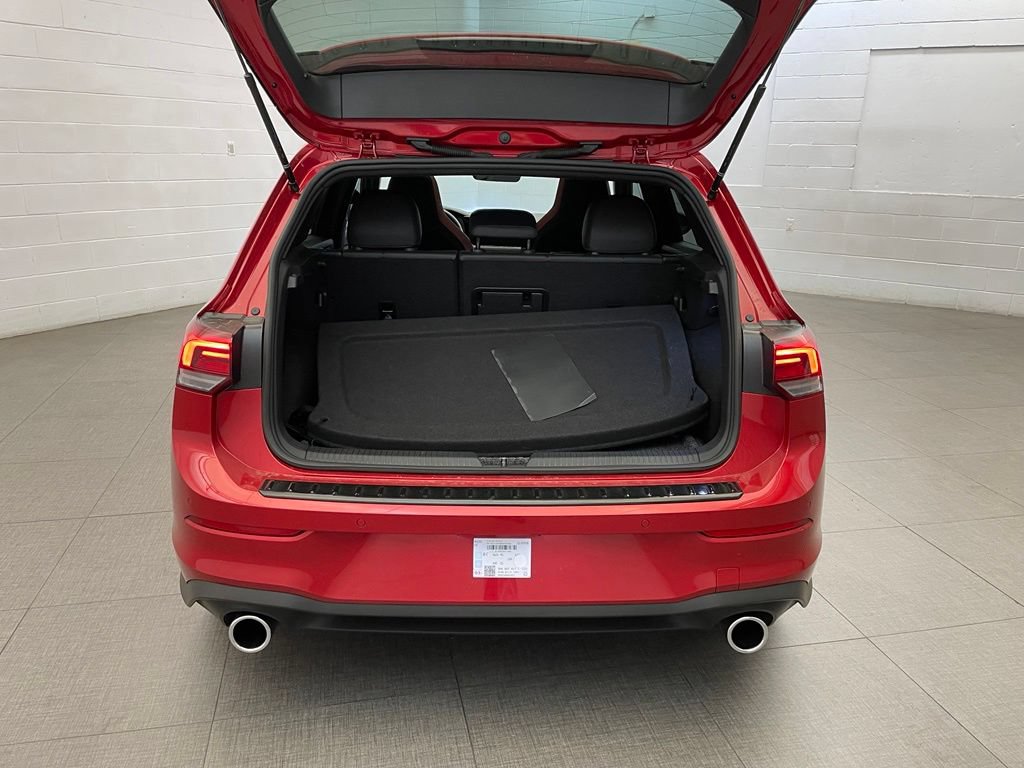 Used 2024 Volkswagen GTI SE FWD image 28