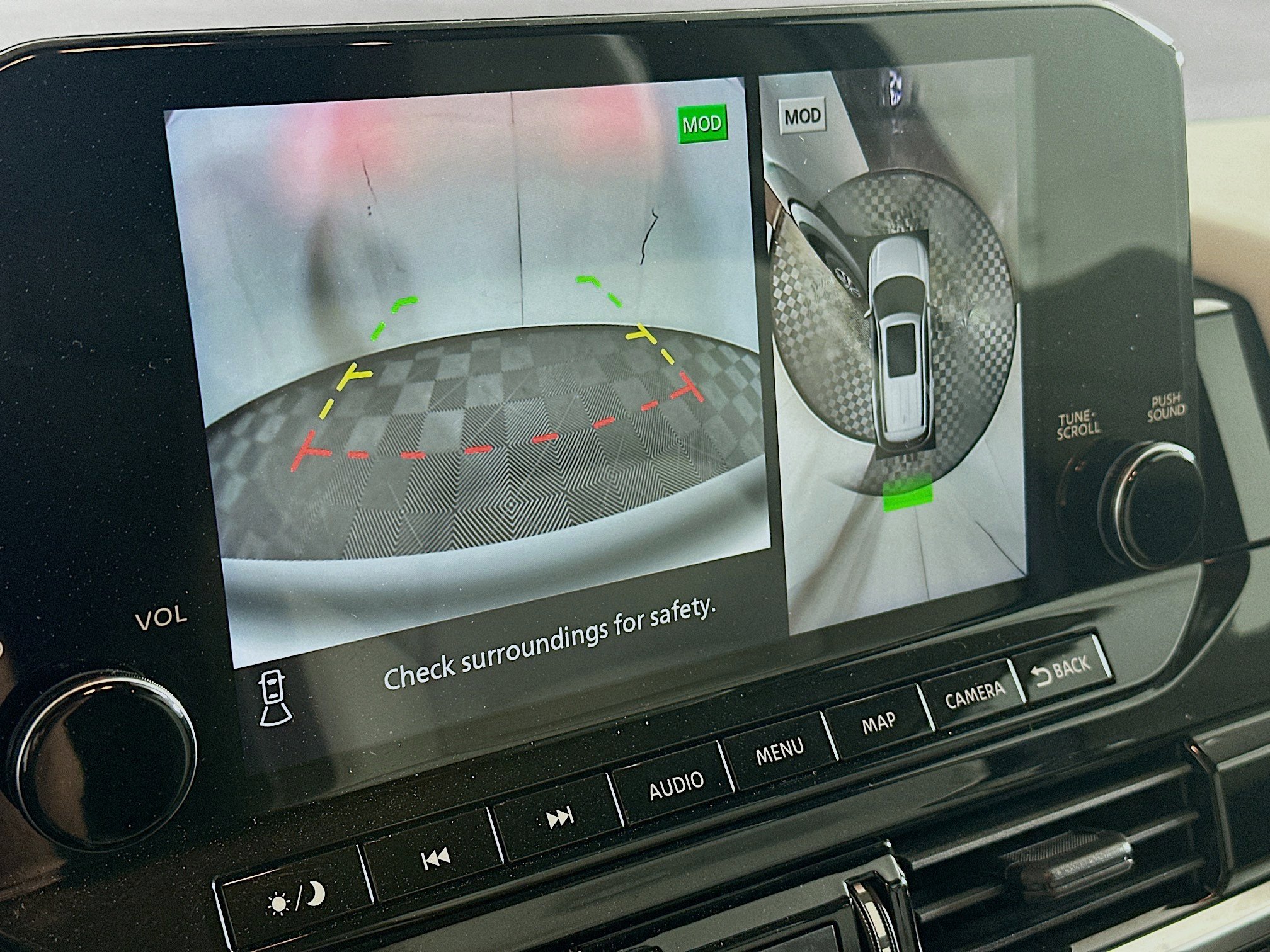 Used 2023 Nissan Pathfinder SL image 23