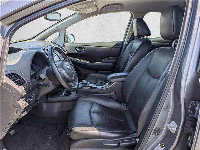 Used 2014 Nissan Leaf SL w/ Premium Package FWD image 16