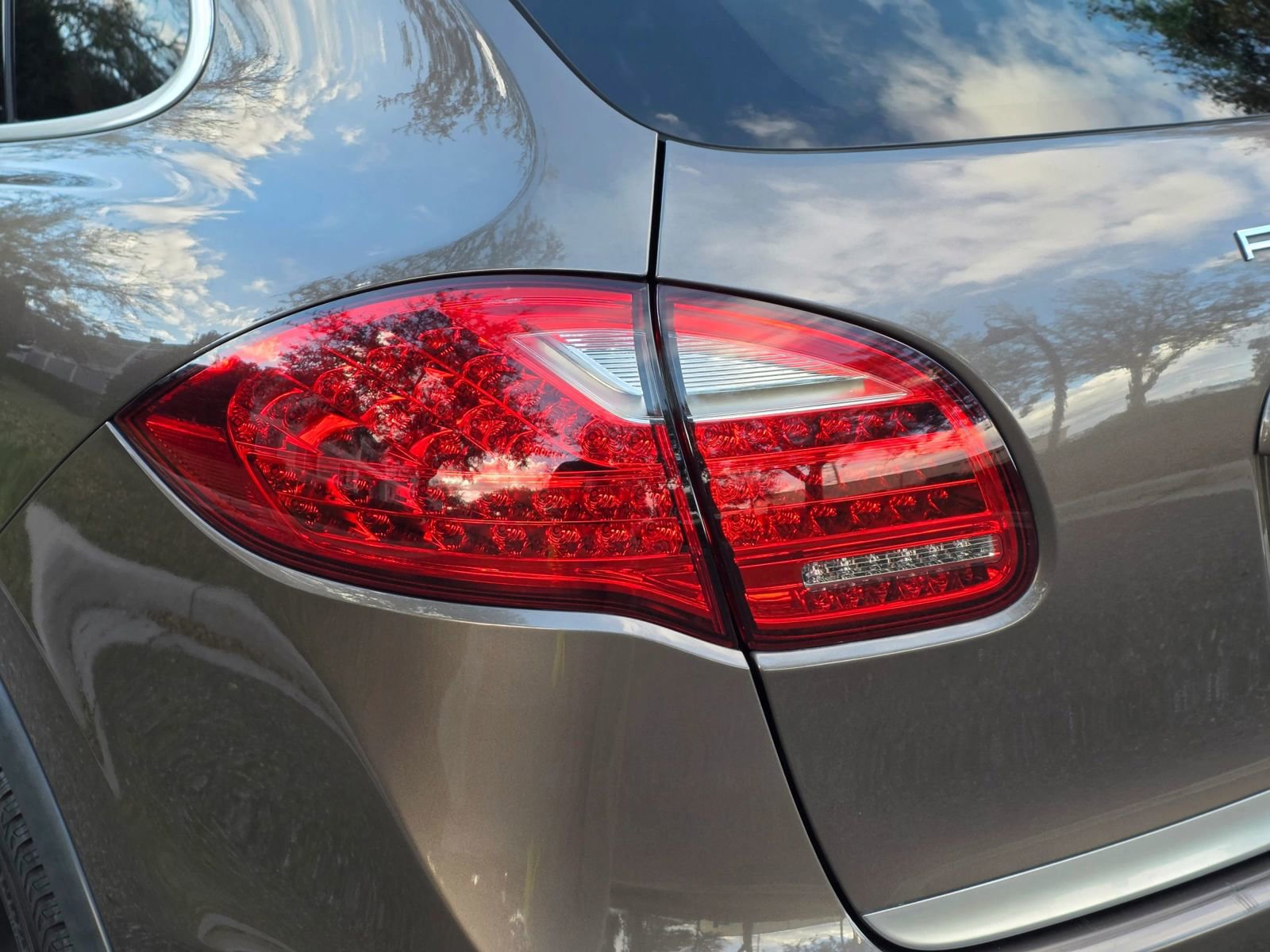 Used 2013 Porsche Cayenne Diesel AWD/4WD image 53