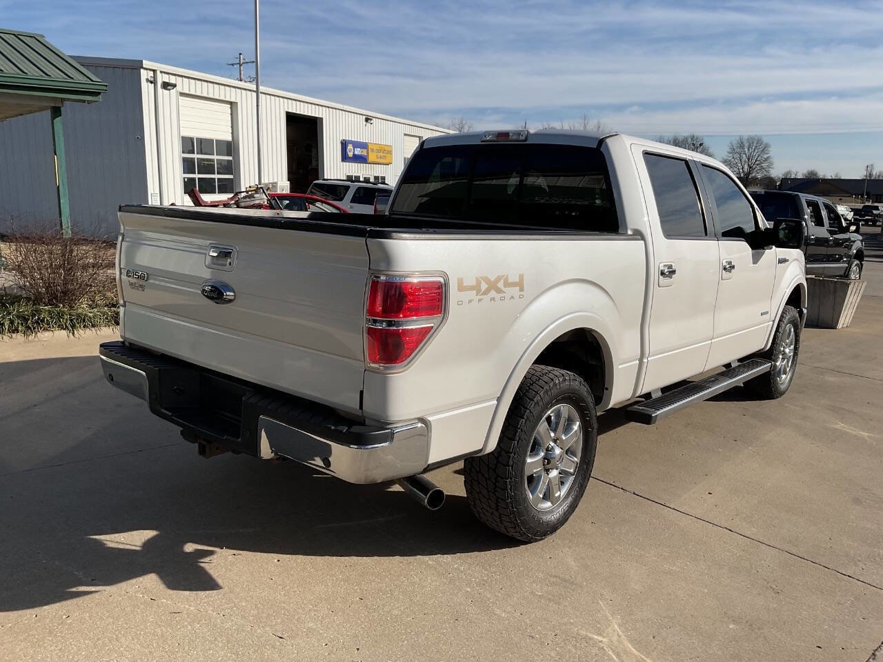 Used 2014 Ford F150 Lariat w/ Equipment Group 502A Luxury AWD/4WD image 9