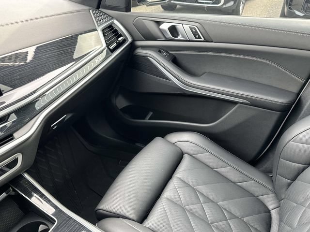 Certified 2024 BMW X5 xDrive40i w/ M Sport Package AWD/4WD image 41