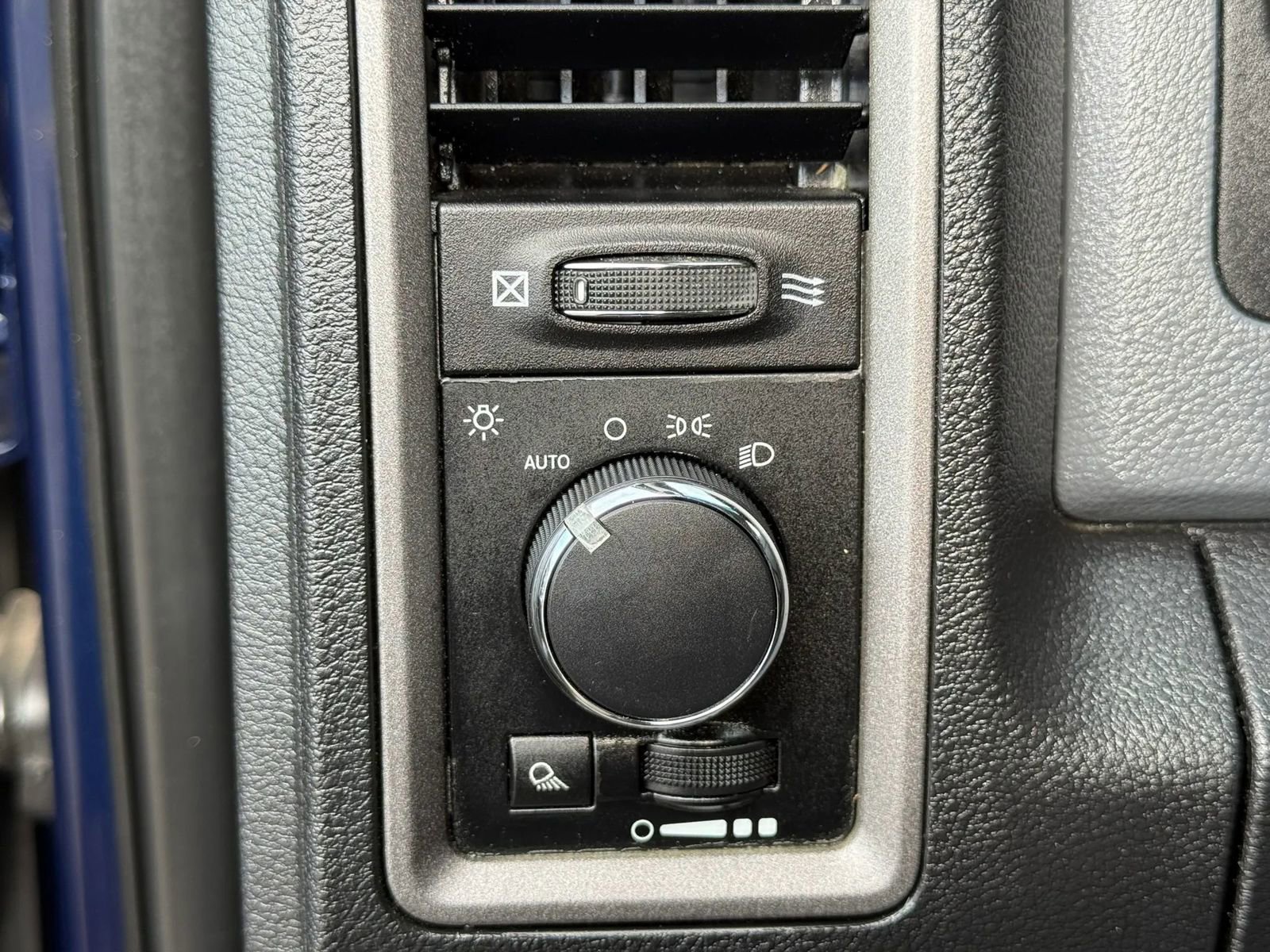 Used 2013 RAM 2500 Tradesman w/ Popular Equipment Group RWD image 27