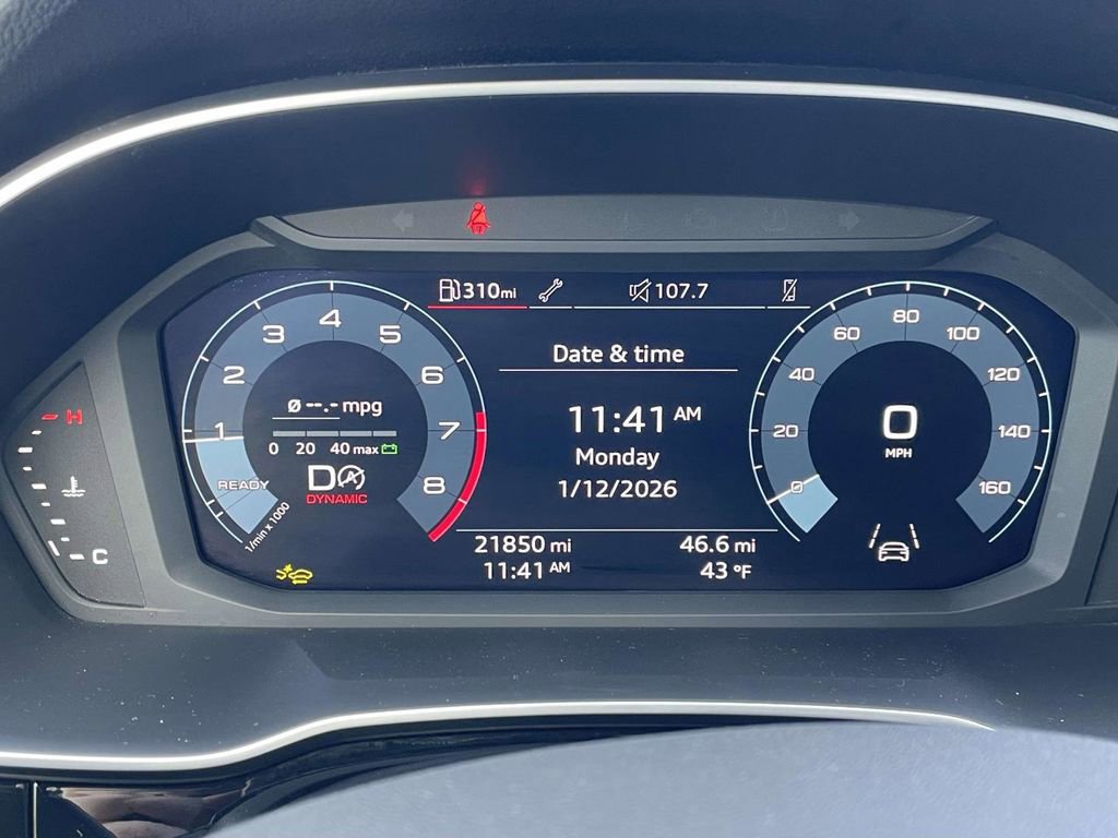 Used 2025 Audi Q3 2.0T Premium image 27