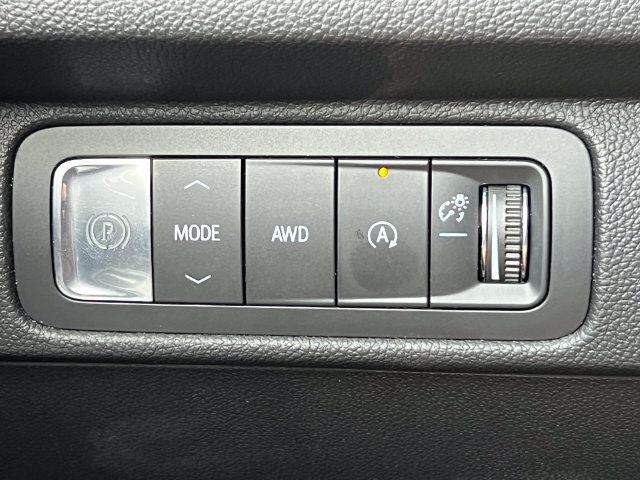 Used 2026 Chevrolet Traverse LT AWD/4WD image 18