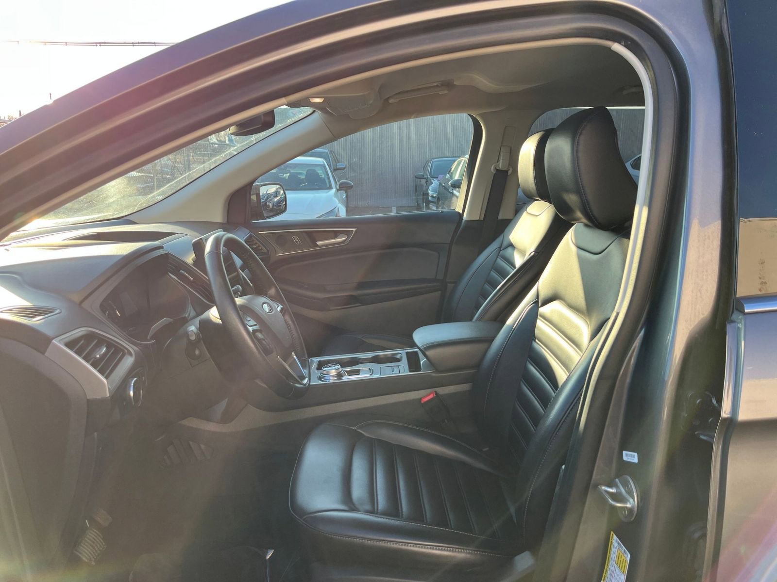 Used 2024 Ford Edge SEL image 27