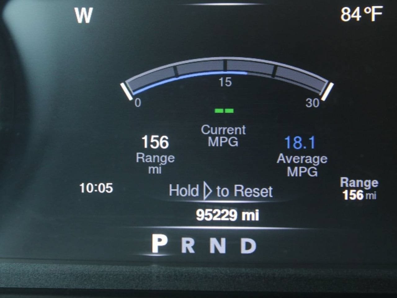Used 2020 RAM 1500 Classic SLT w/ Luxury Group AWD/4WD image 18