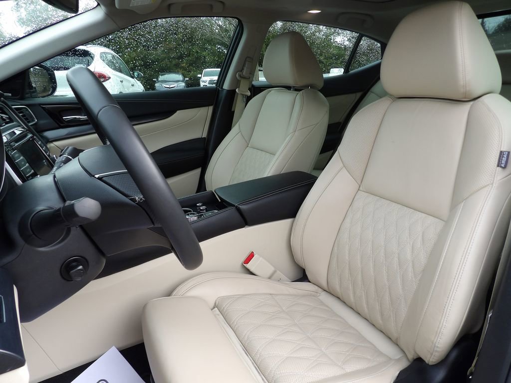 Used 2023 Nissan Maxima Platinum w/ Sport Mat Group image 13