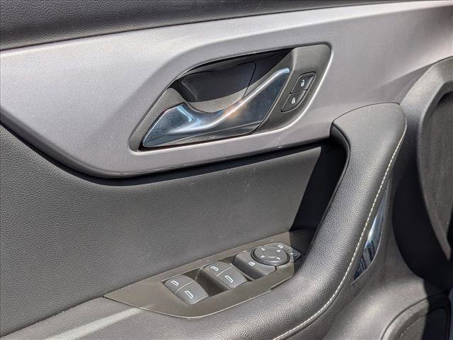 Used 2025 Chevrolet Blazer LT image 13