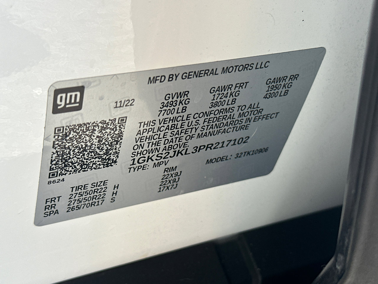 Used 2023 GMC Yukon XL Denali AWD/4WD image 34