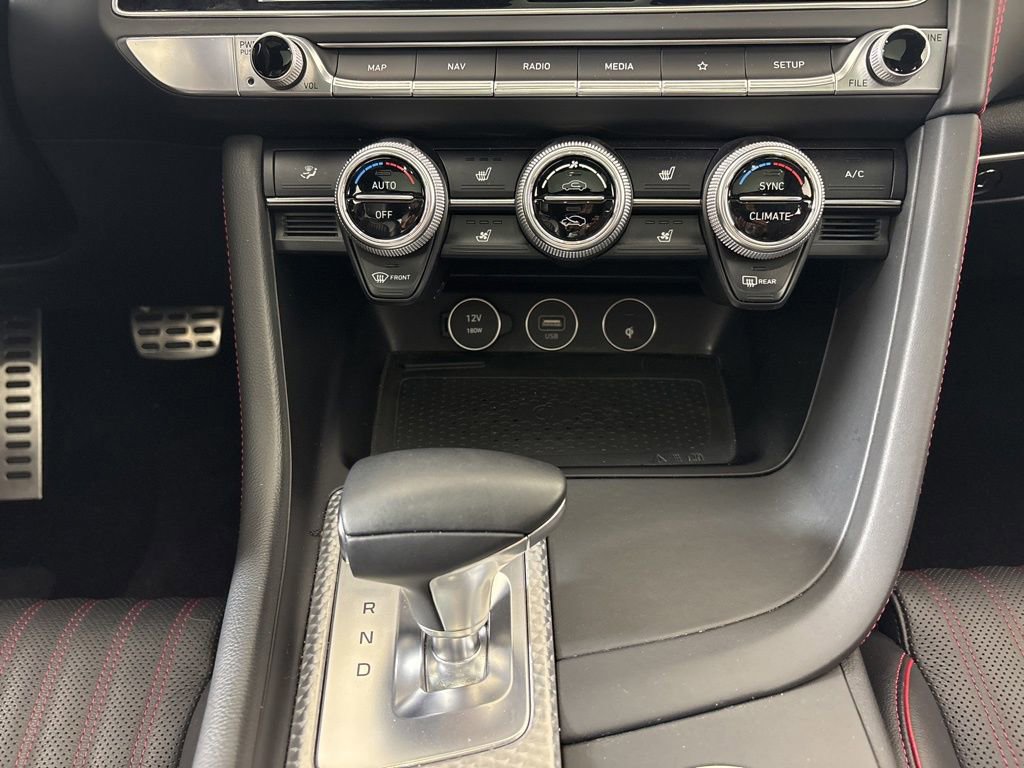 Used 2023 Genesis G70 2.0T w/ Sport Prestige Package image 26