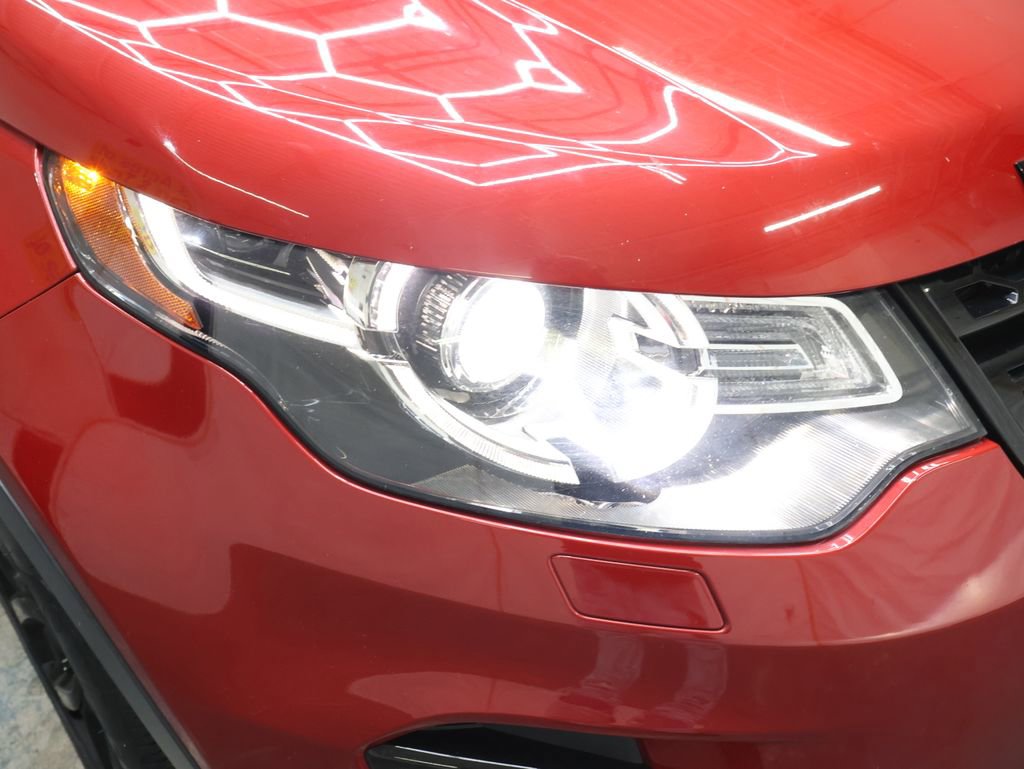 Used 2019 Land Rover Discovery Sport HSE AWD/4WD image 27