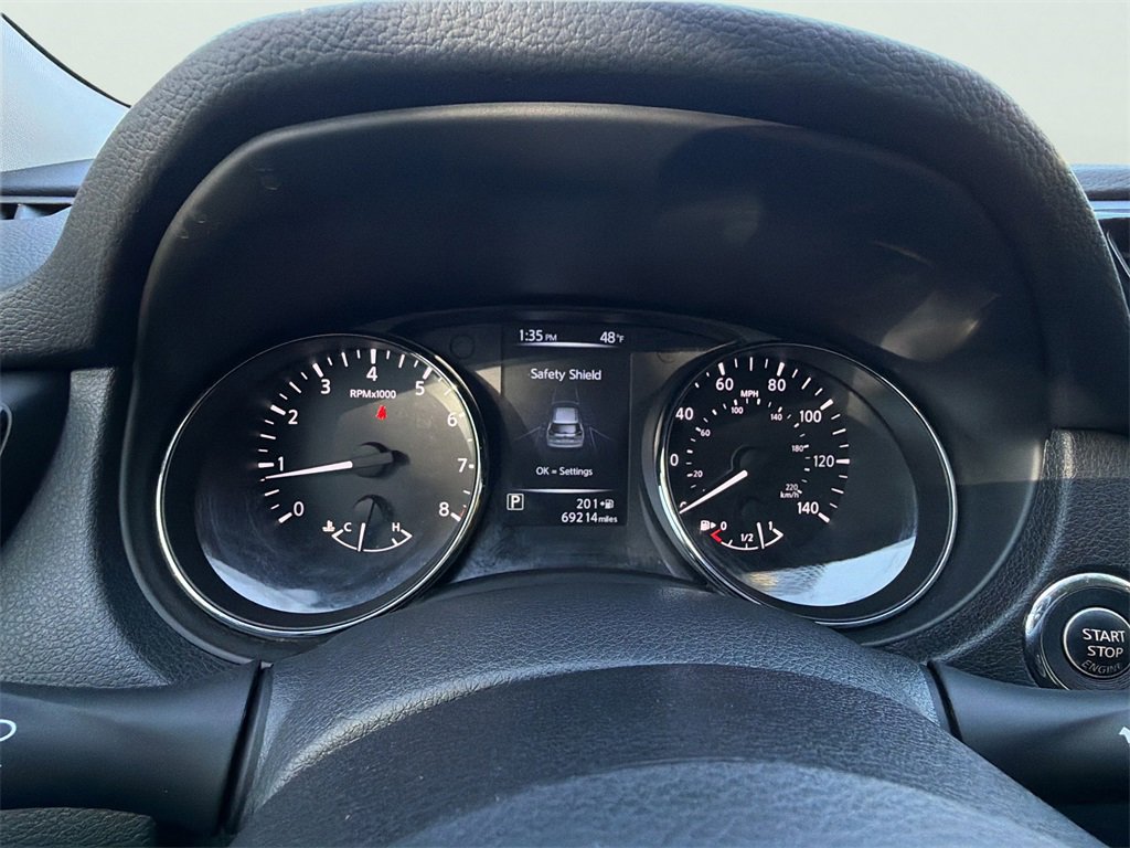 Used 2017 Nissan Rogue SV image 24