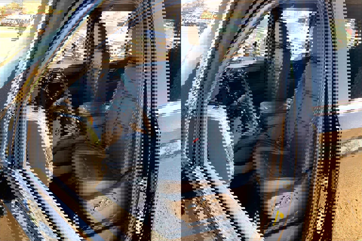 Used 2025 GMC Yukon Denali image 8