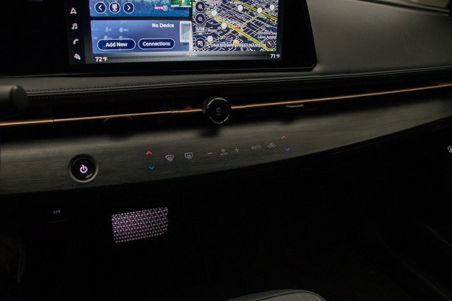 Used 2023 Nissan Ariya FWD image 31