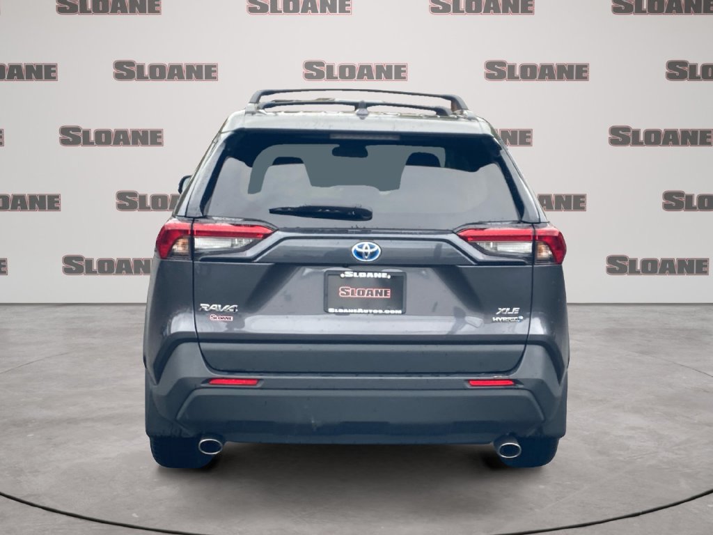 Used 2023 Toyota RAV4 XLE w/ Convenience Package AWD/4WD image 4