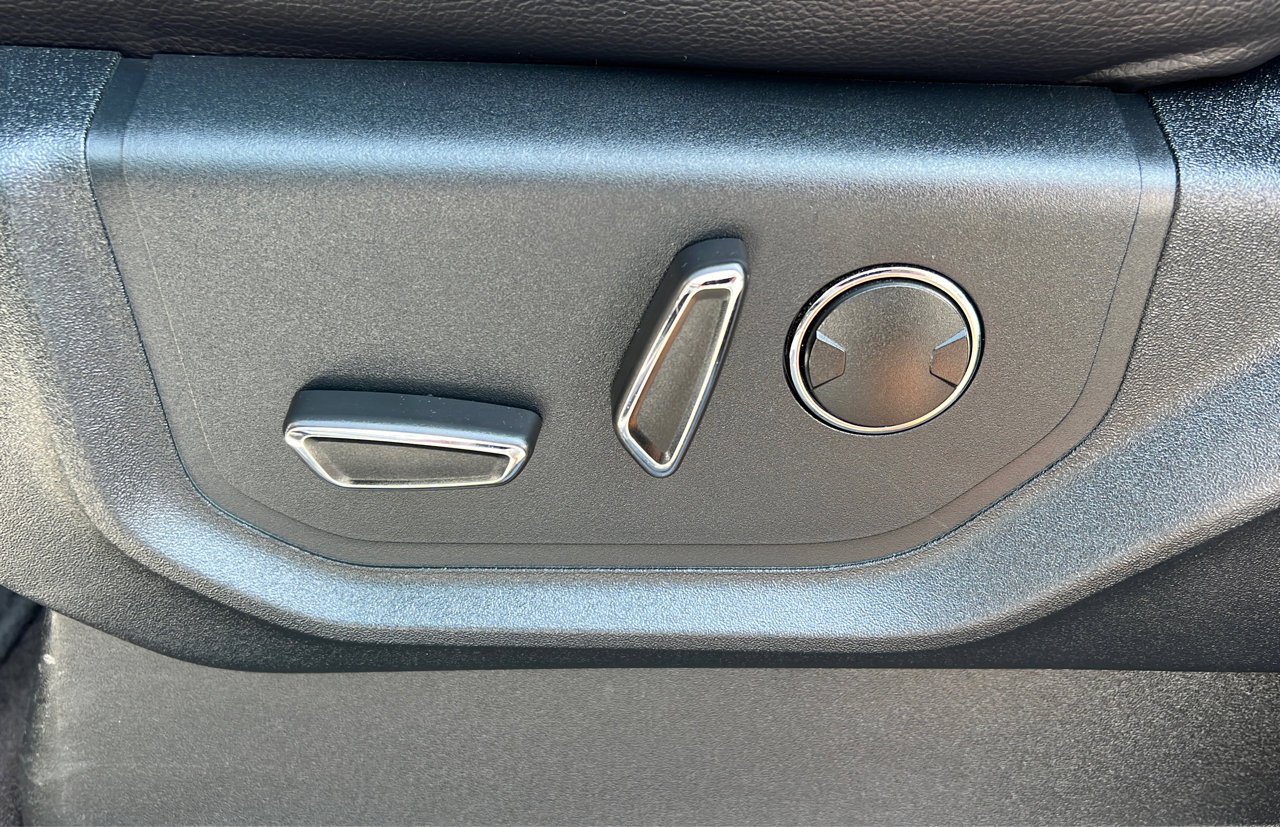 Used 2021 Ford Expedition Max Limited image 28