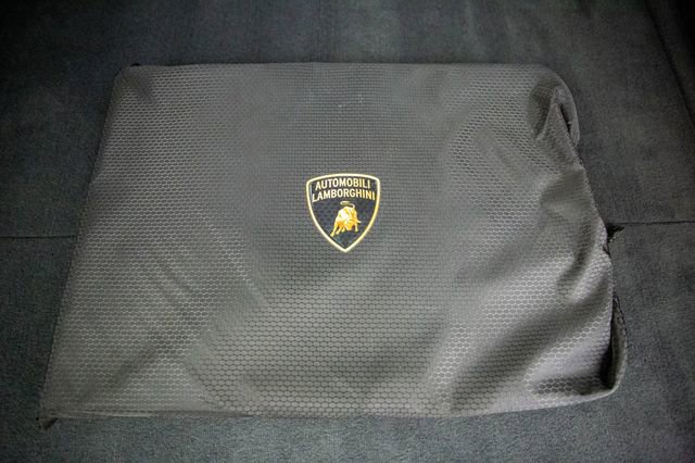 Used 2022 Lamborghini Urus image 59